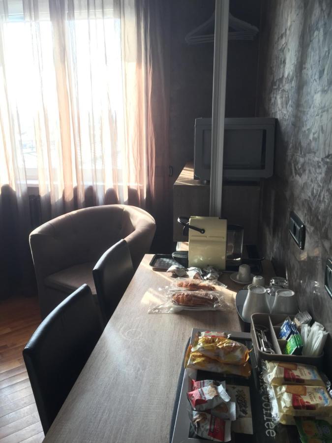 B2套房办公室住宿加早餐旅馆 卡普里亚泰圣杰尔瓦肖 外观 照片